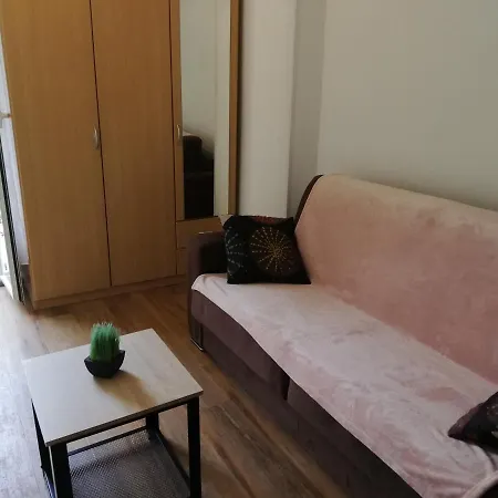 Le Cernuschi 2d Ментона